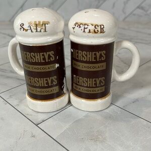 Vintage Set of Salt and Pepper Shakers Hershey Park Ceramic Japan